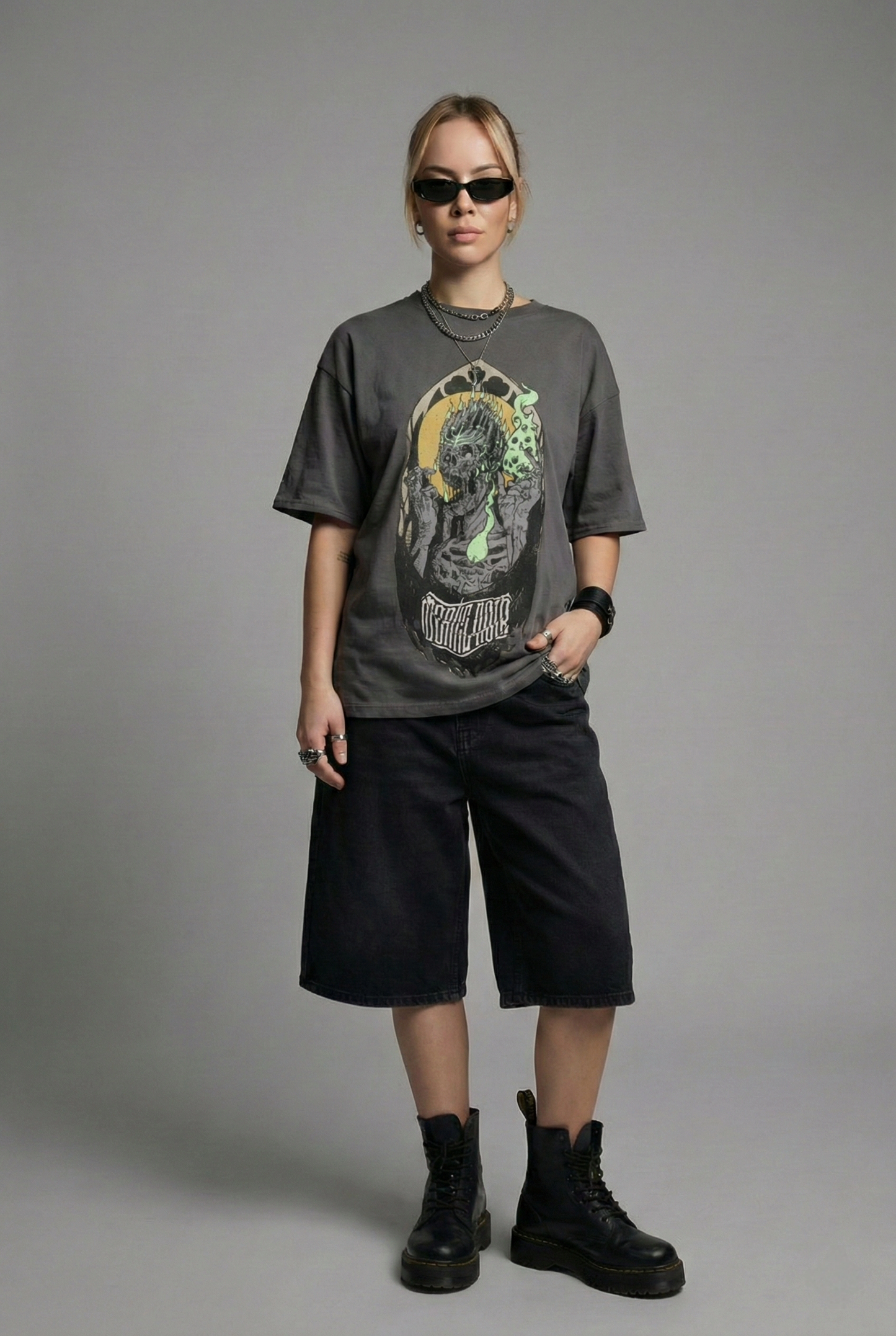 CANDELABRUM OVERSIZED T-SHIRT